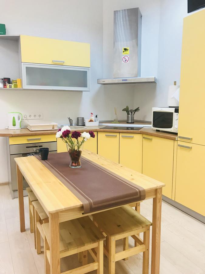 Laisves Avenue Hostel "Easy Kaunas" ภายนอก รูปภาพ